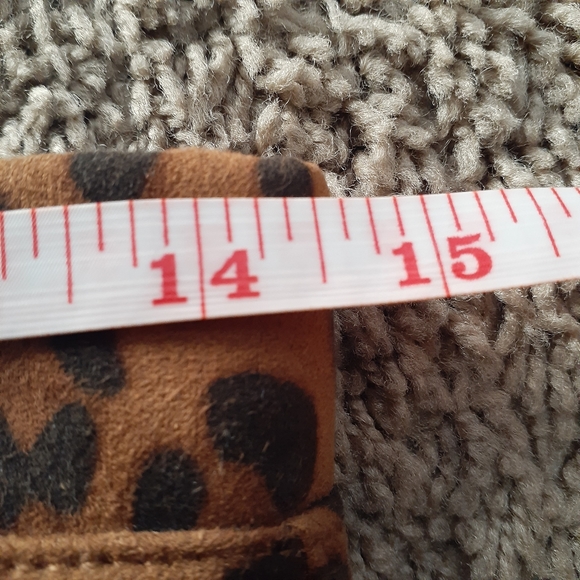 Blank NYC 27 Flare Leopard Soft Suede-like Pull on Pants, New. - Picture 9 of 15